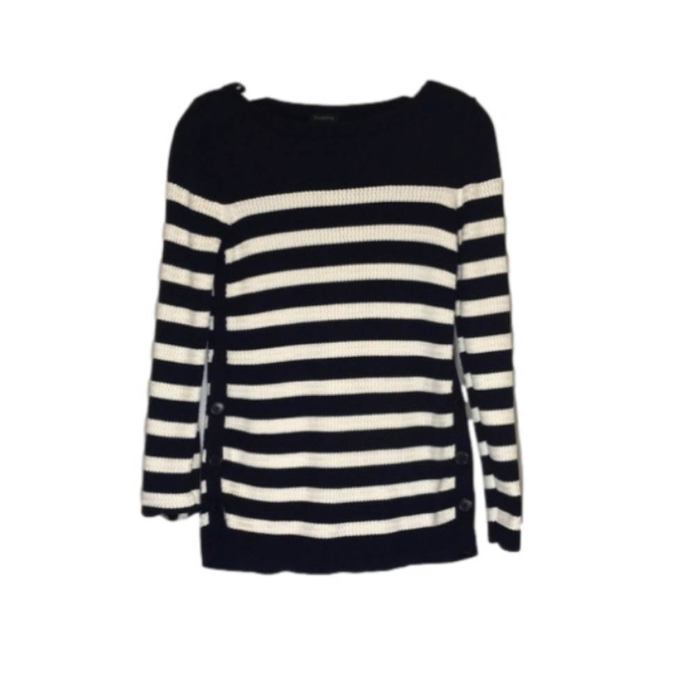 𝅺Talbots pull over striped sweater